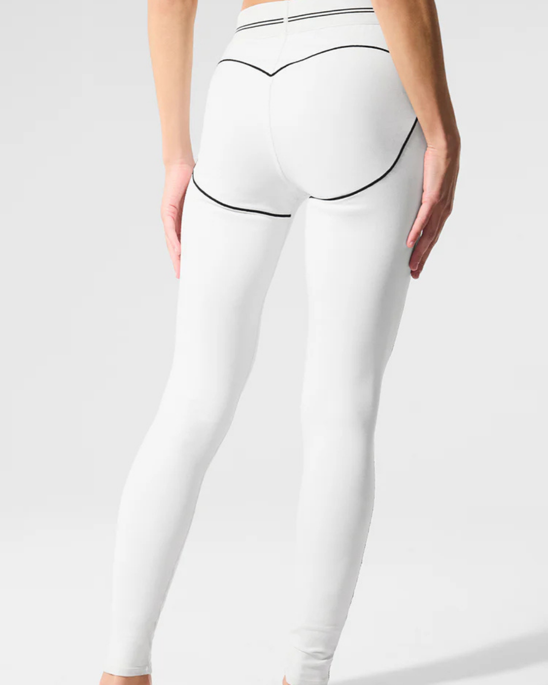 Alo Set (FREE Leggings included)